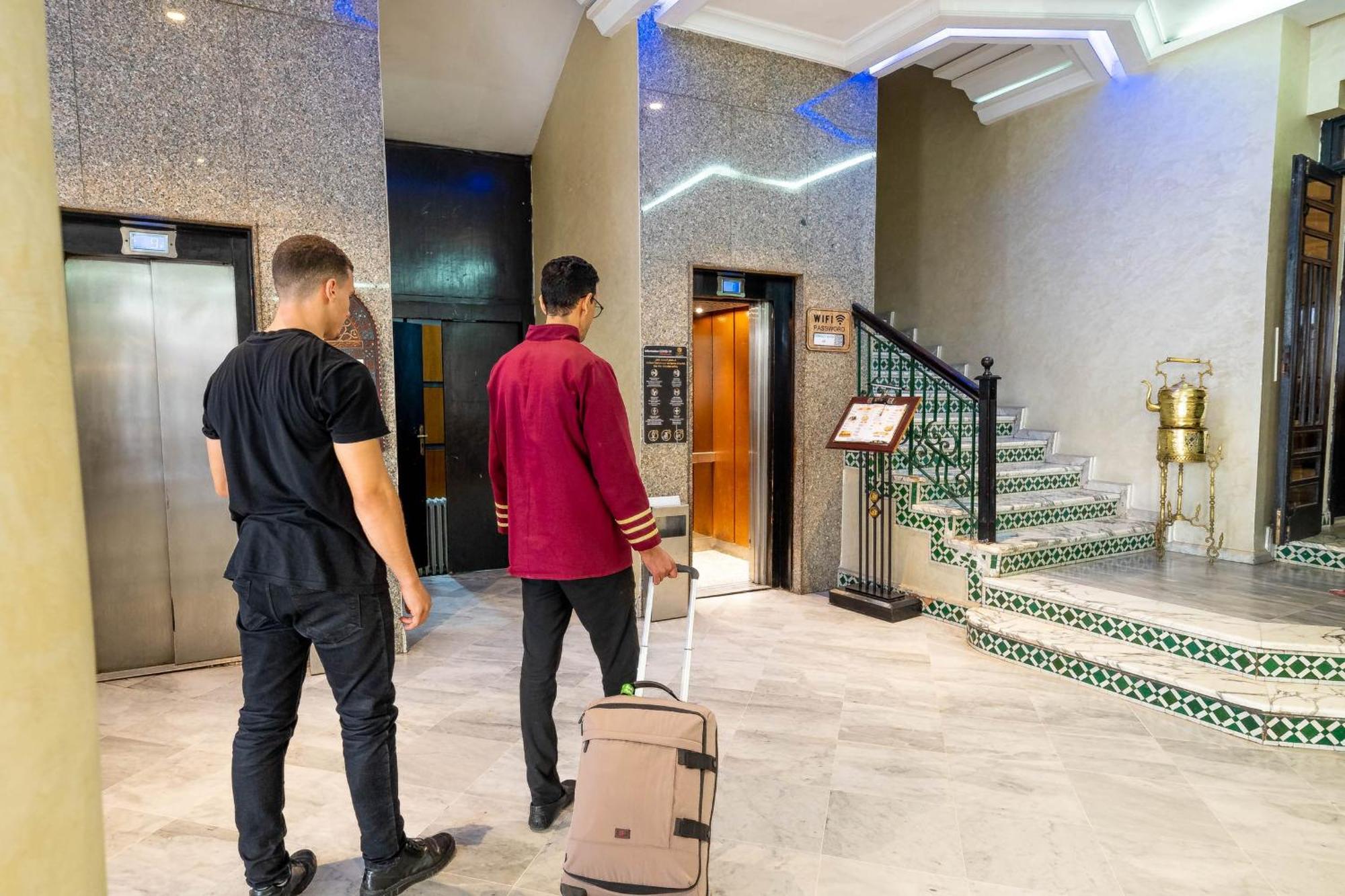 Center Hotel 3*