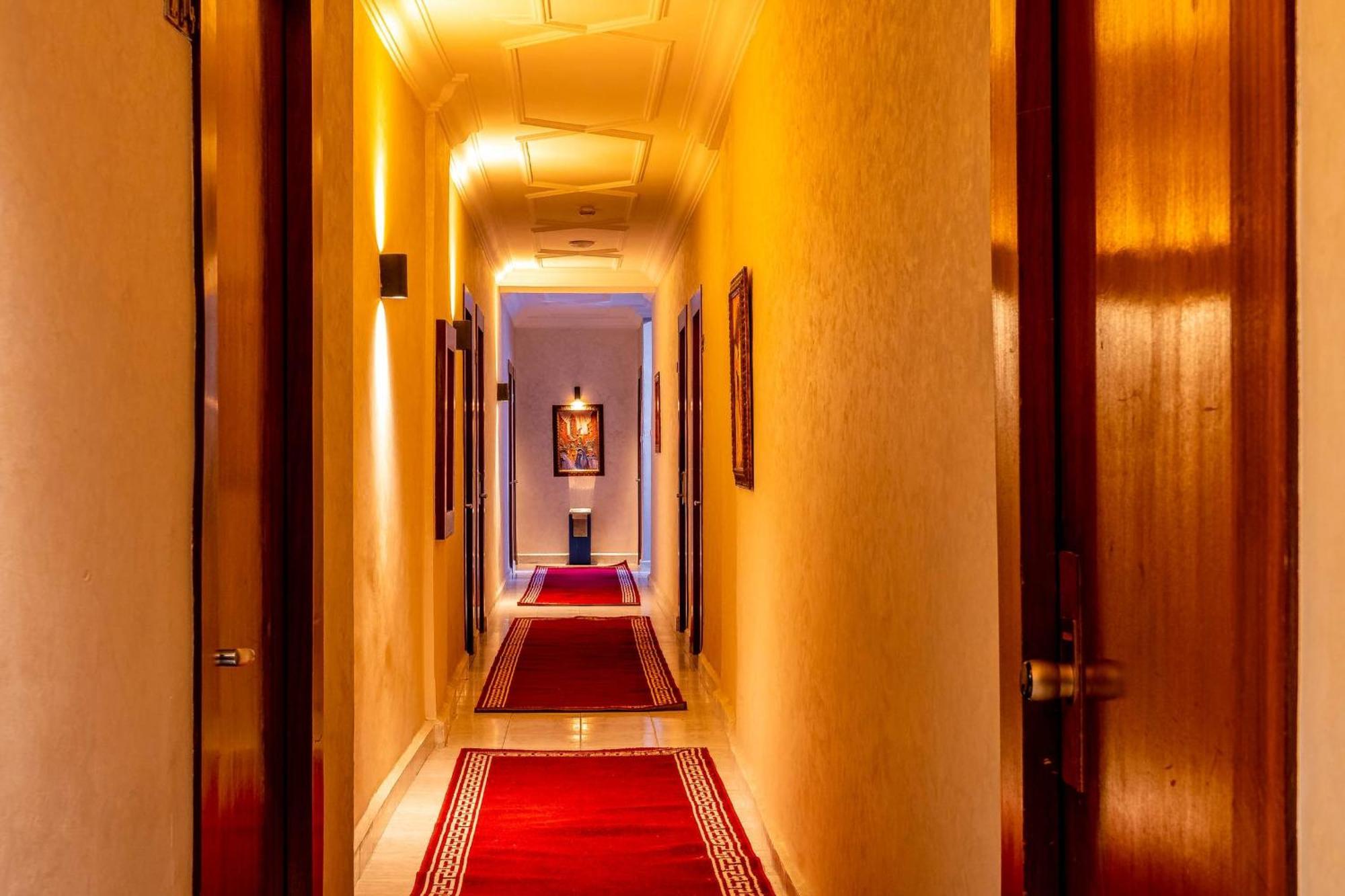 Center Hotel 3*