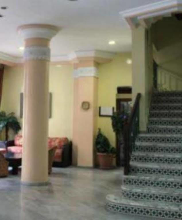 Center Hotel 3*